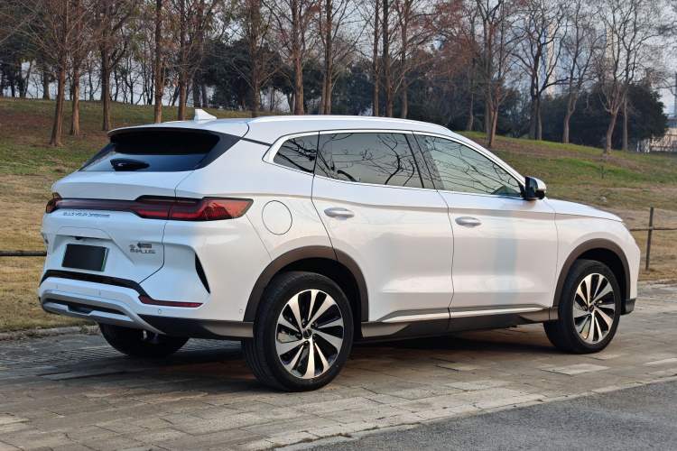 Used BYD Song PLUS New Energy 2023 Champion Edition EV 605KM Flagship PLUS