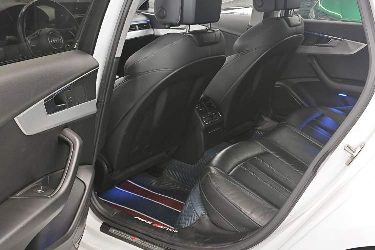 Used Audi A4L 2020 40 TFSI Fashion Dynamic Model
