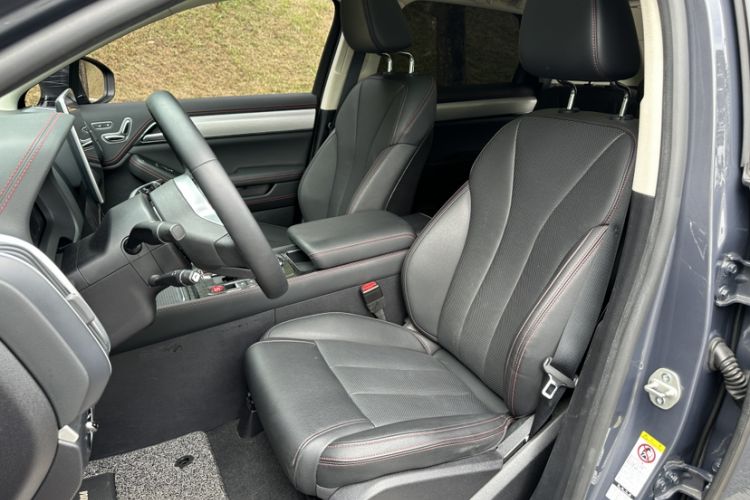 Used BYD Tang New Energy 2018 DM 2.0T All-Wheel Drive Smart Connectivity Luxury Model 7 Seats China V Emission Standard
