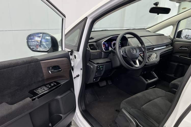 Used Honda Odyssey 2022 2.0L eHEV Sharp Enjoyment Edition
