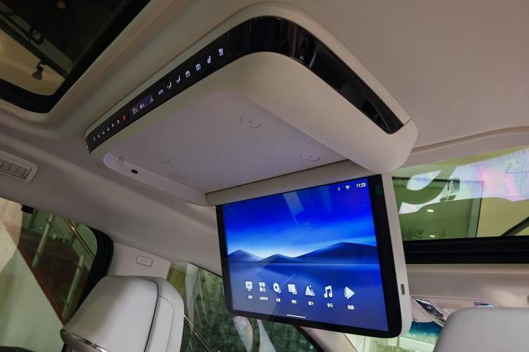 Used Buick GL8 New Energy 2024 Lu Zun Deluxe Edition 7-Seater
