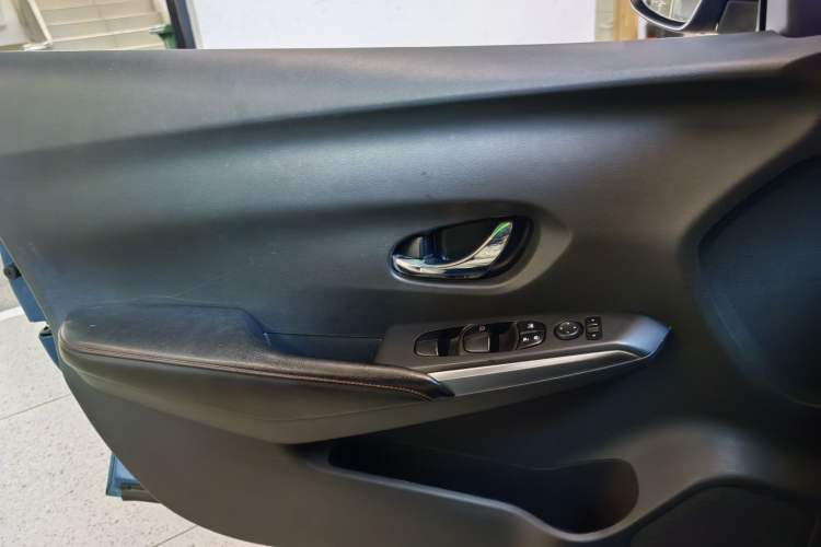 Used Nissan Lannia 2016 1.6L CVT Smart Cool Edition
