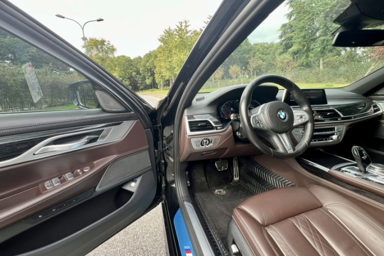 Used BMW 7 Series 2019 Restyled 730Li M Sport Package
