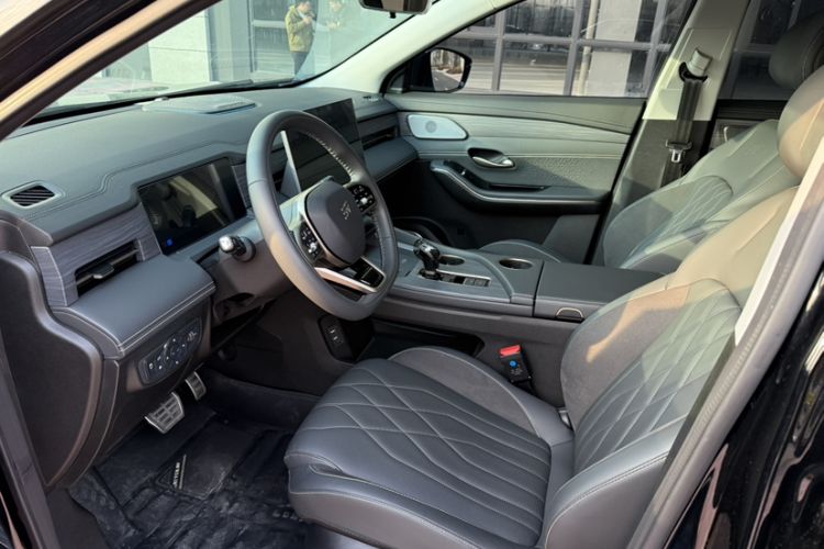 Used JETOUR Shanhai Shanhai L9 2024 1.5TD 2DHT Pro 7-Seater
