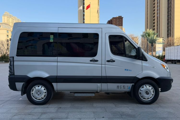 Used  Sunray 2021 2.0T 4-Series Star Business Van 5-10 Seater D20TCIF1