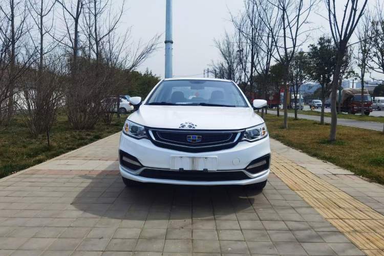 Used Geely Auto Vision 2019 Upgraded Model 1.5L CVT Luxury Version China VI Standard

