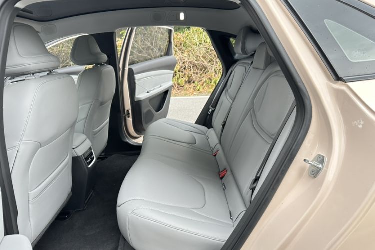 Used XPeng MONA M03 2024 620 with Ultra-Long Range
