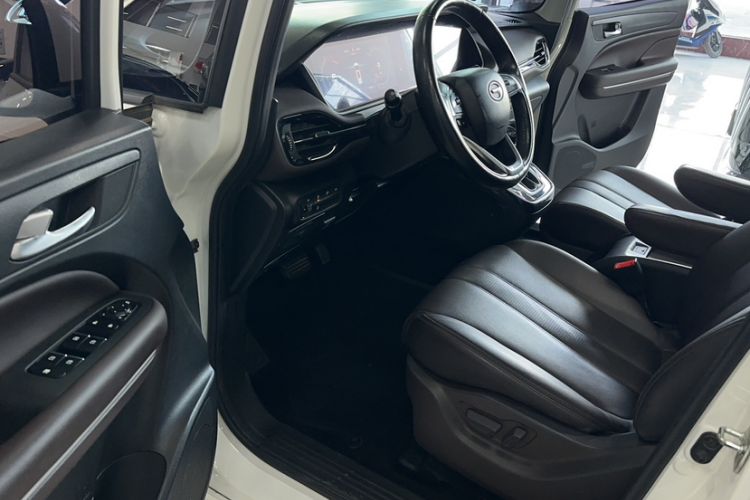 Used GAC Trumpchi M6 2019 270T DCT Prestige Edition (7-seater) China VI