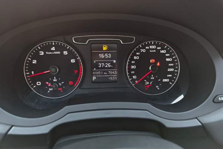 Used Audi Q3 2016 30 TFSI Collector's Edition Comfort Model
