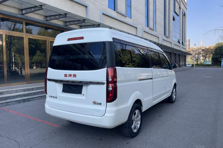 Used Jinbei Gold Hiace 2021 1.5L Passenger Van Travel Lion Central Air Conditioning Version 9 Seats
