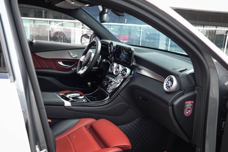 Used Mercedes-Benz GLC Coupe 2017 GLC 200 4MATIC Coupe SUV
