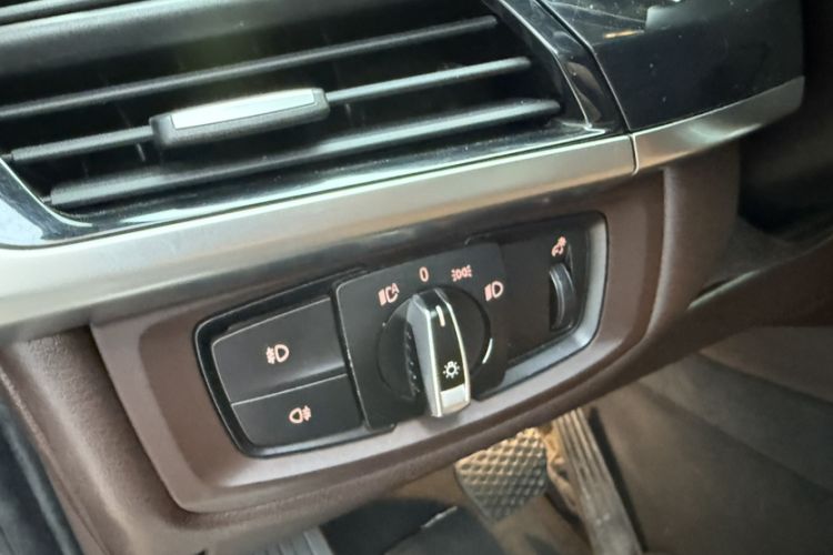 Used BMW X5 2015 xDrive28i
