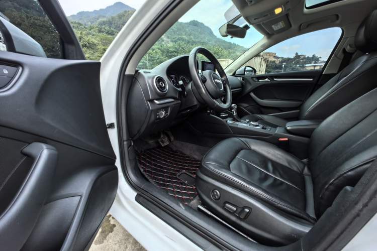 Used Audi A3 2016 Limousine 35 TFSI Prestige Edition
