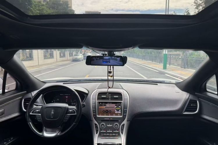 Used Lincoln Nautilus 2019 2.0T Two-Wheel Drive Luxury Edition China VI Standard
