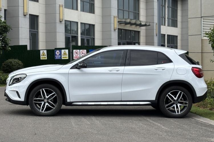 Used Mercedes-Benz GLA 2016 GLA 220 4MATIC Fashion Edition

