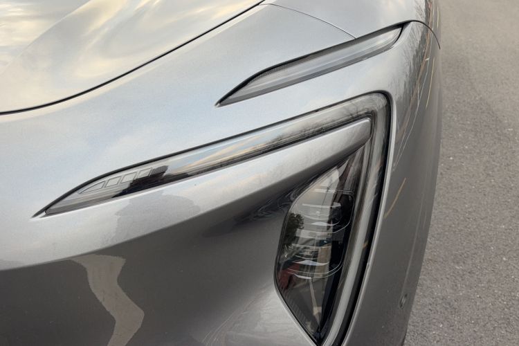 Used  07 2024 Max Extended-Range Edition