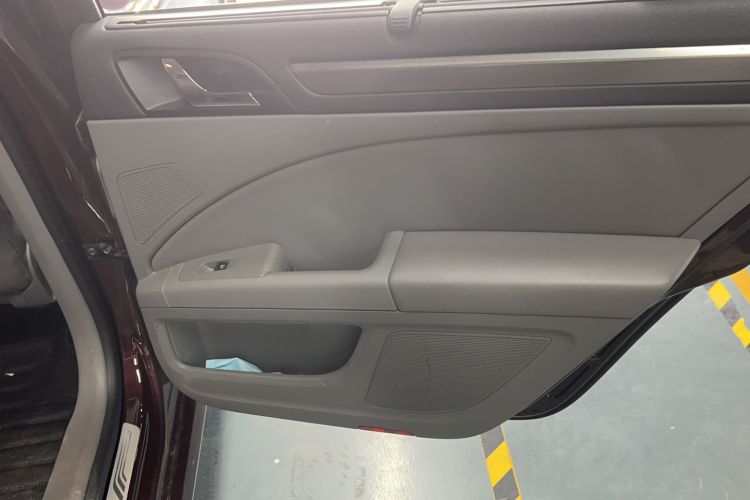 Used Skoda Superb 2013 1.8TSI Automatic Yashi Edition
