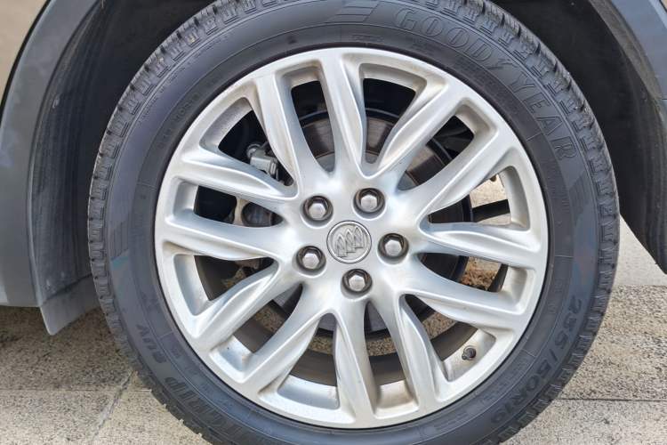 Used Buick Envision 2018 28T Four-Wheel Drive Luxury Model