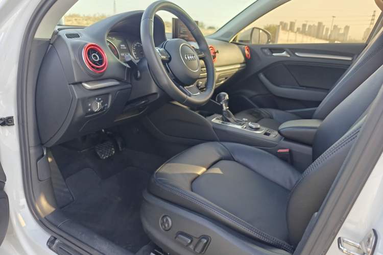 Used Audi A3 2016 Limousine 35 TFSI Prestige Edition
