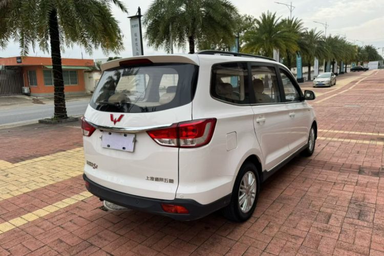 Used Wuling Hongguang 2015 1.5L S1 Comfort China V Standard

