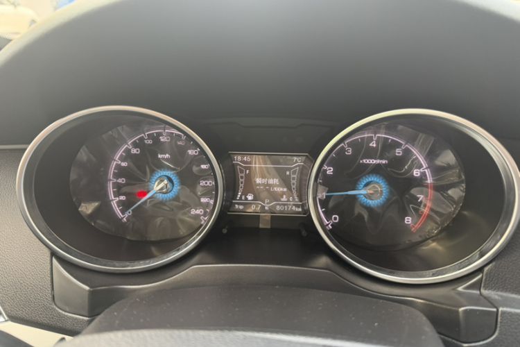 Used Zotye SR7 2016 1.5T CVT Cube Heart Edition China IV Standard
