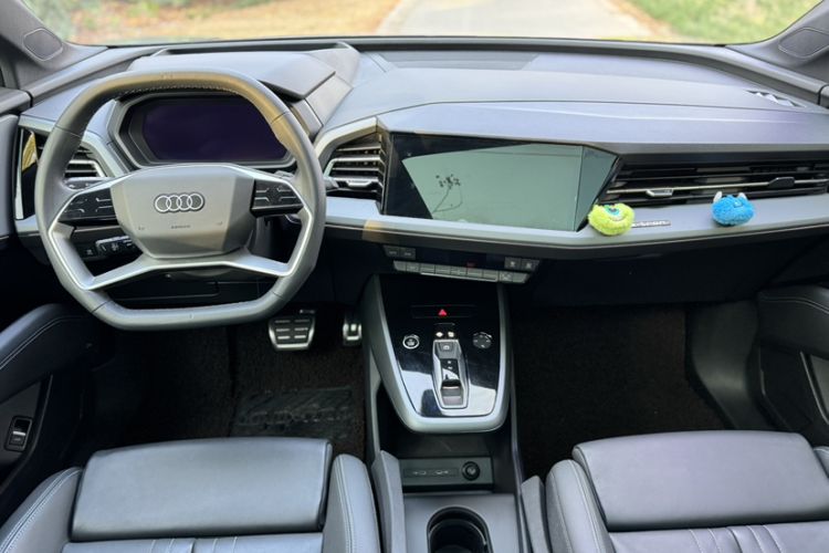 Used Audi Q5 e-tron 2023 40 e-tron Shining Edition Mecha Kit