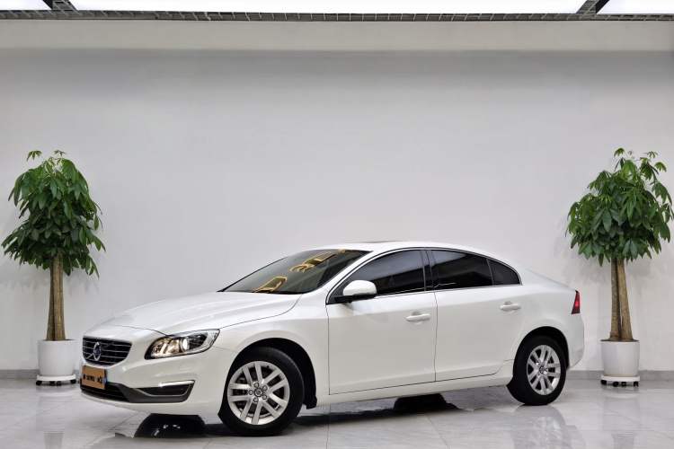 Used Volvo S60 2018 S60L T3 Smart Upgrade Edition
