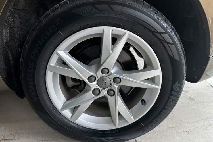 Used Audi Q3 2017 30 TFSI Fashion Model
