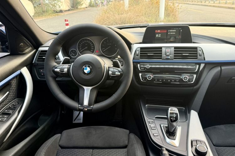 Used BMW 3 Series 2018 320i M Sport Package
