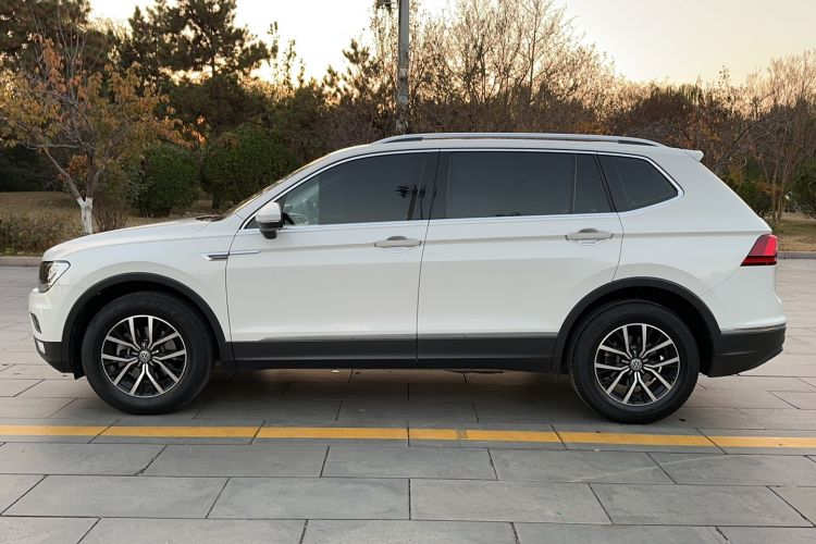 Used Volkswagen Tiguan L 2018 330TSI Automatic Two-Wheel Drive Luxury Edition
