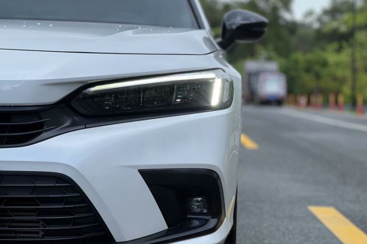 Used Honda Civic 2022 240TURBO CVT Dynamic Edition
