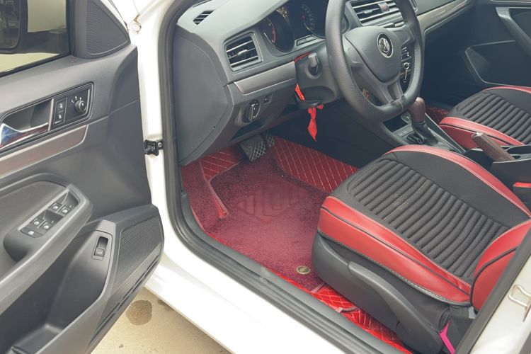 Used Volkswagen Lavida 2019 Lavida Start 1.5L Automatic Trendy Version China VI Standard
