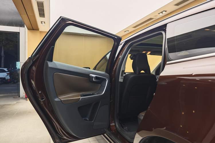 Used Volvo XC60 2016 T5 Smart Version