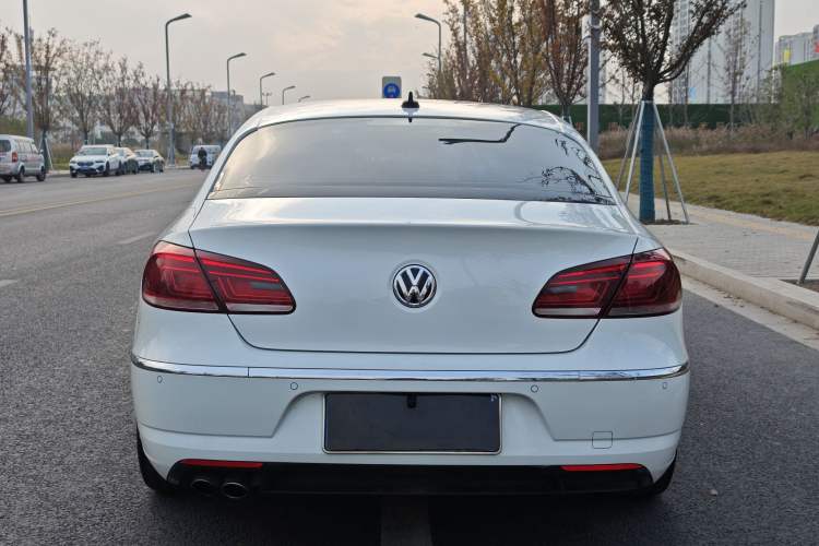 Used Volkswagen FAW-Volkswagen CC 2016 1.8TSI Luxury Model
