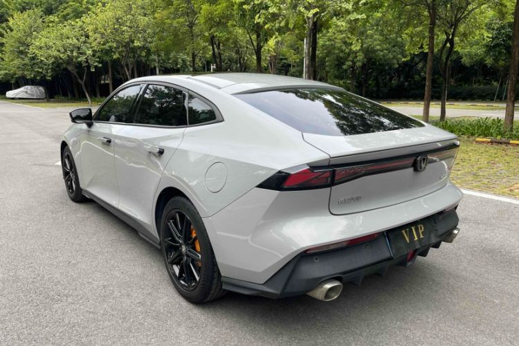 Used Changan UNI-V 2022 1.5T Prestige Version
