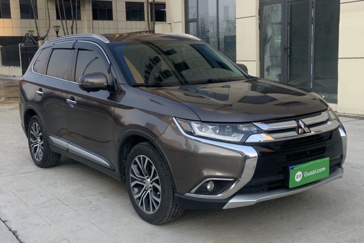 Used Mitsubishi Outlander 2018 2.4L 4x4 Elite Edition 5 Seats