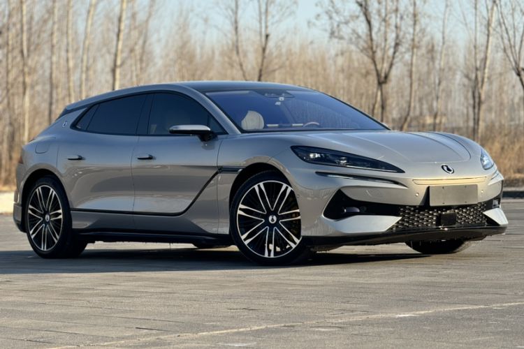 Used Denza Z9GT 2024 1100 Four-Wheel Drive Ultra Version