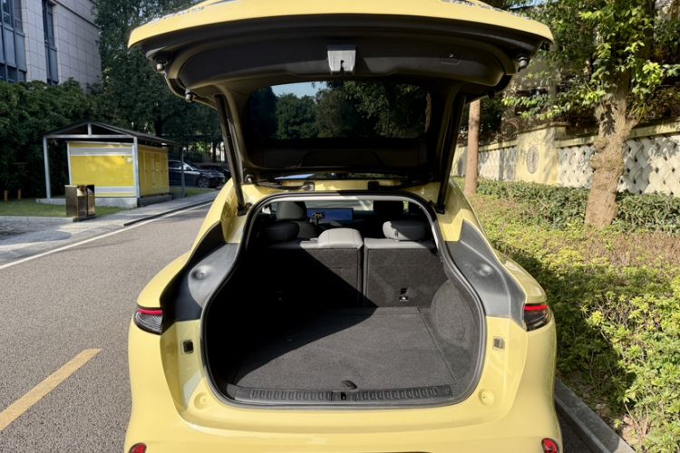 Used  LS6 2025 Ultra-Long Range Lingxi Intelligent Driving Edition
