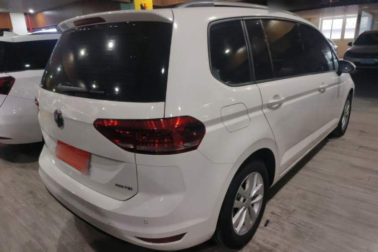 Used Volkswagen Touran 2018 Volkswagen Touran L 280TSI DSG Comfort Edition 7 Seats China V Emission Standard
