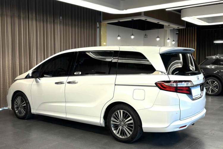 Used Honda Odyssey 2018 2.4L Luxury Edition
