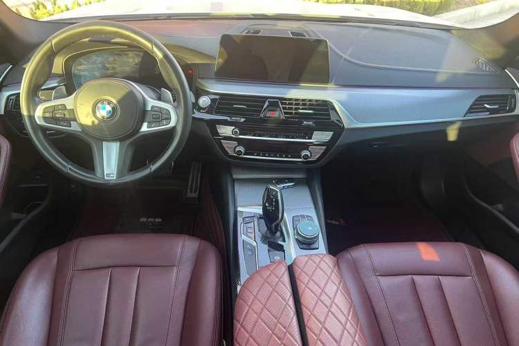 Used BMW 5 Series 2019 530Li Leading Model M Sport Package