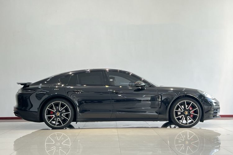 Used Porsche Panamera 2023 Facelifted Panamera 2.9T Platinum Edition