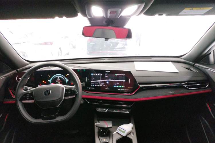 Used Changan X5 PLUS 2025 1.5T DCT Pioneer Edition
