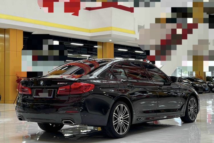 Used BMW 5 Series 2019 530Li Leading Model M Sport Package
