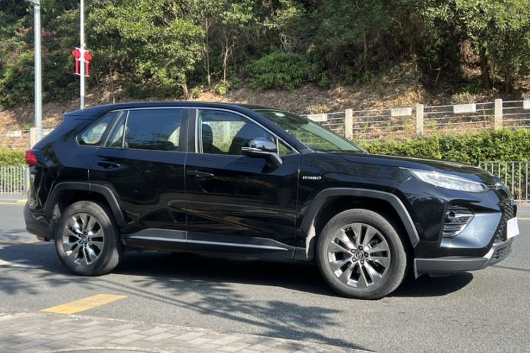 Used Toyota Wildlander 2021 Dual-Engine 2.5L E-CVT Two-Wheel Drive Luxury Edition