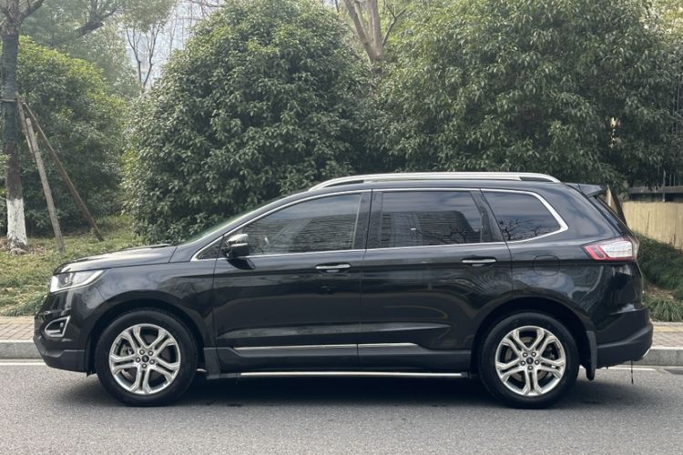 Used Ford Edge 2016 EcoBoost 245 Four-Wheel Drive Titanium Edition 7-Seater
