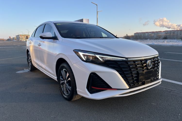 Used Changan Eado 2023 Changan Edition PLUS Blue Whale NE 1.4T GDI DCT Prestige Version
