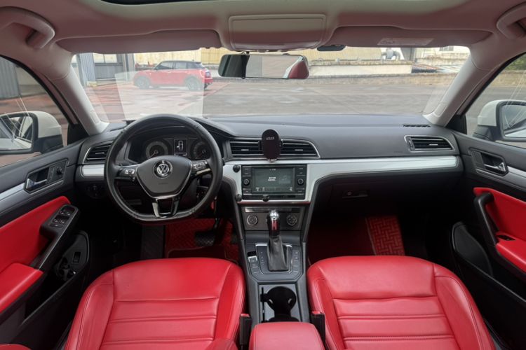 Used Volkswagen Lamando 2019 230TSI DSG Vision Edition China VI Standard