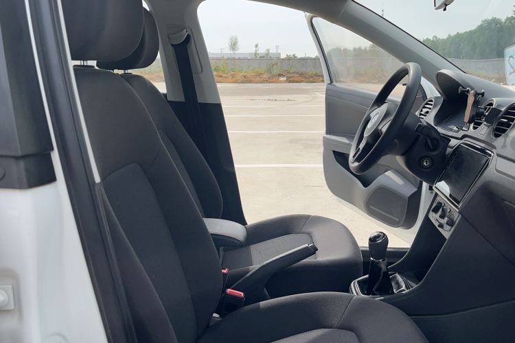 Used Volkswagen Jetta 2013 1.4L Manual Fashion Model
