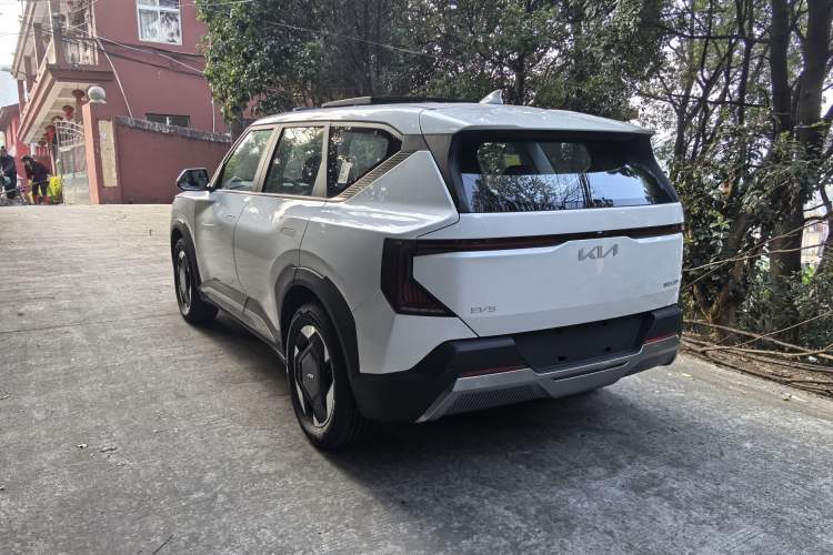 Used Kia EV5 2024 530 Air